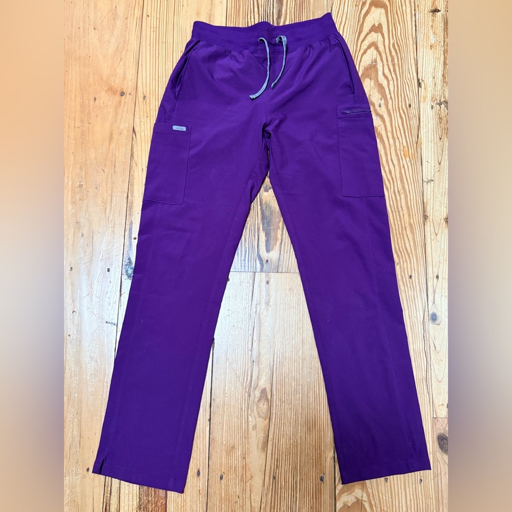 Landau Forward women’s scrub Pants in eggplant